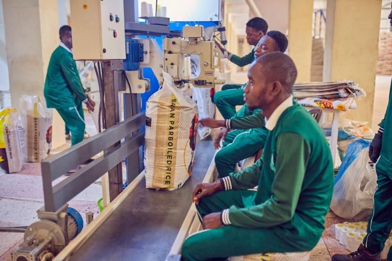 599134810_122145761768947720_2651634834465403347_n